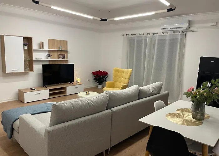 Kamela's Golden * Tiran