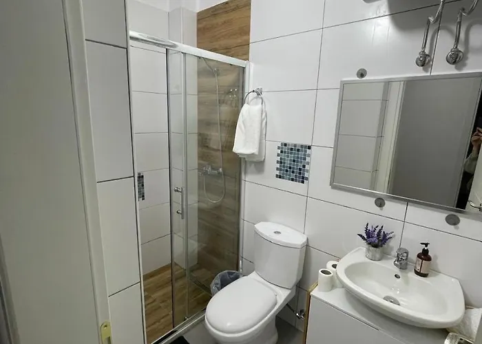 Kamela's Golden Daire *