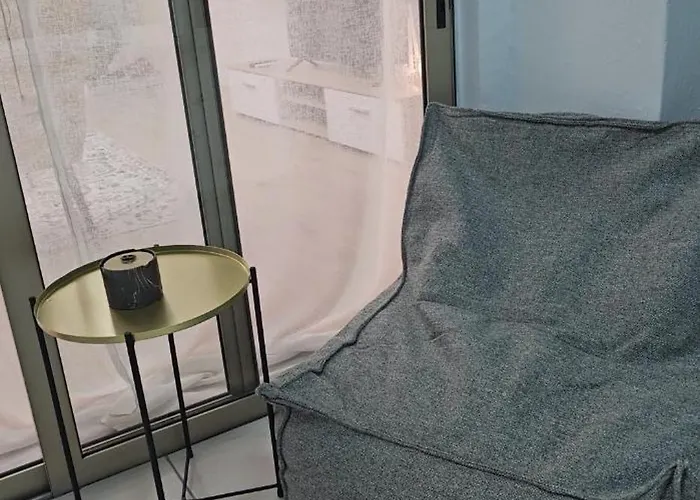 Daire Kamela's Golden *